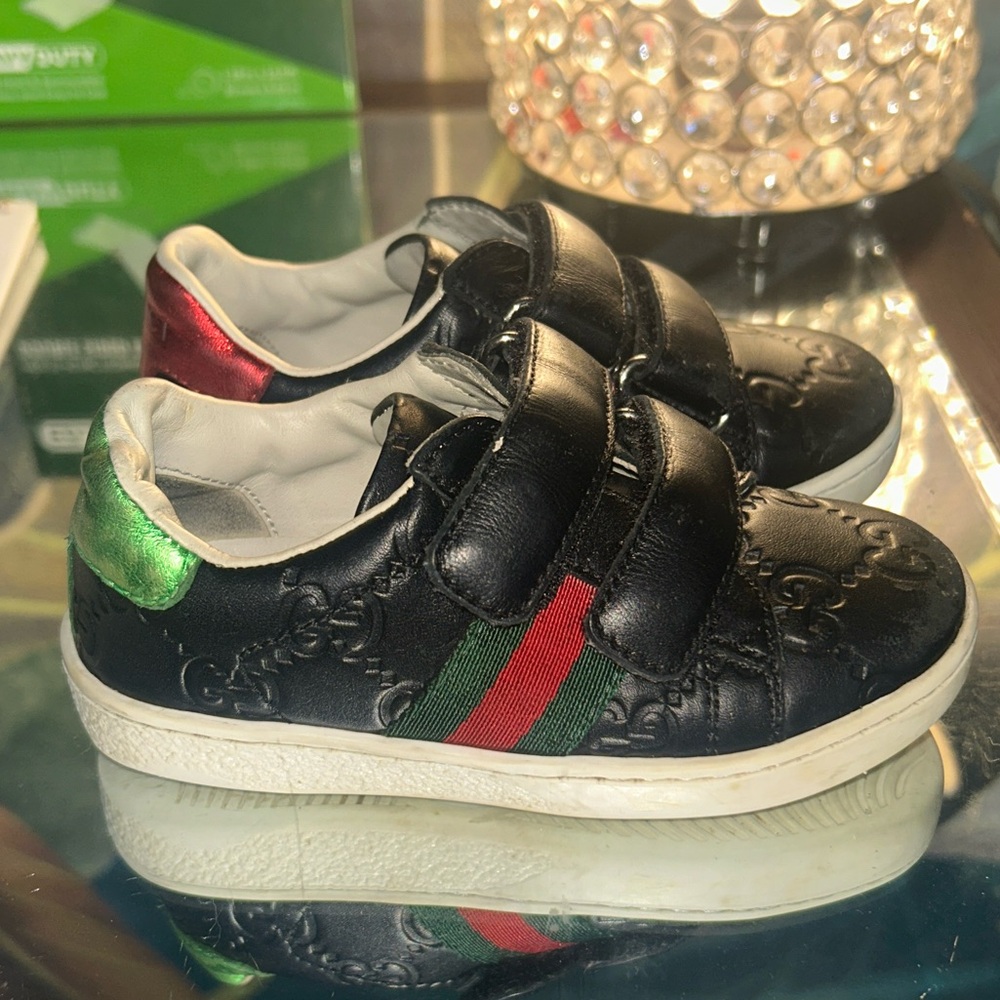 Gucci Black Kids Sneakers with Red and Green Stripes